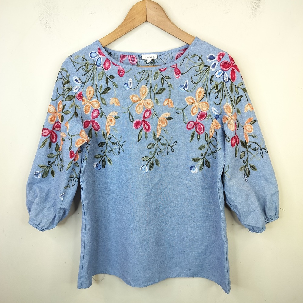 Kindred Floral Embroidered Blouse Medium 3/4 Sleeve Boho Top Blue